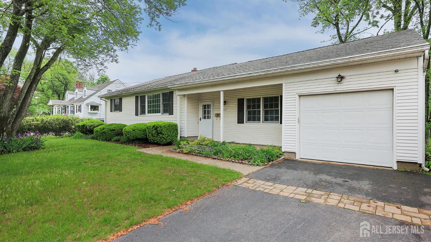 123 Summers Avenue, Piscataway, New Jersey image 2