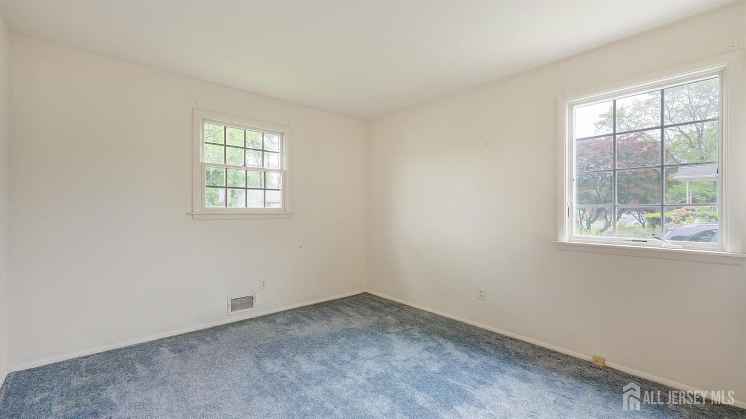 123 Summers Avenue, Piscataway, New Jersey image 24