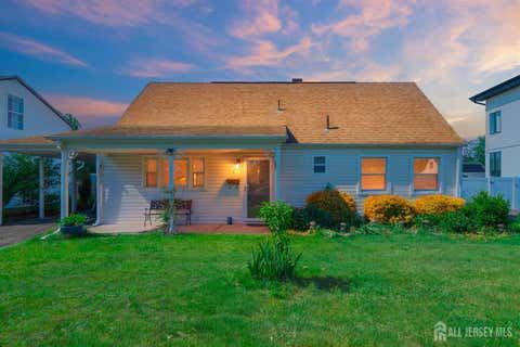 Homes For Sale - 5 W Arthur Place<br/> Iselin, NJ 08830
