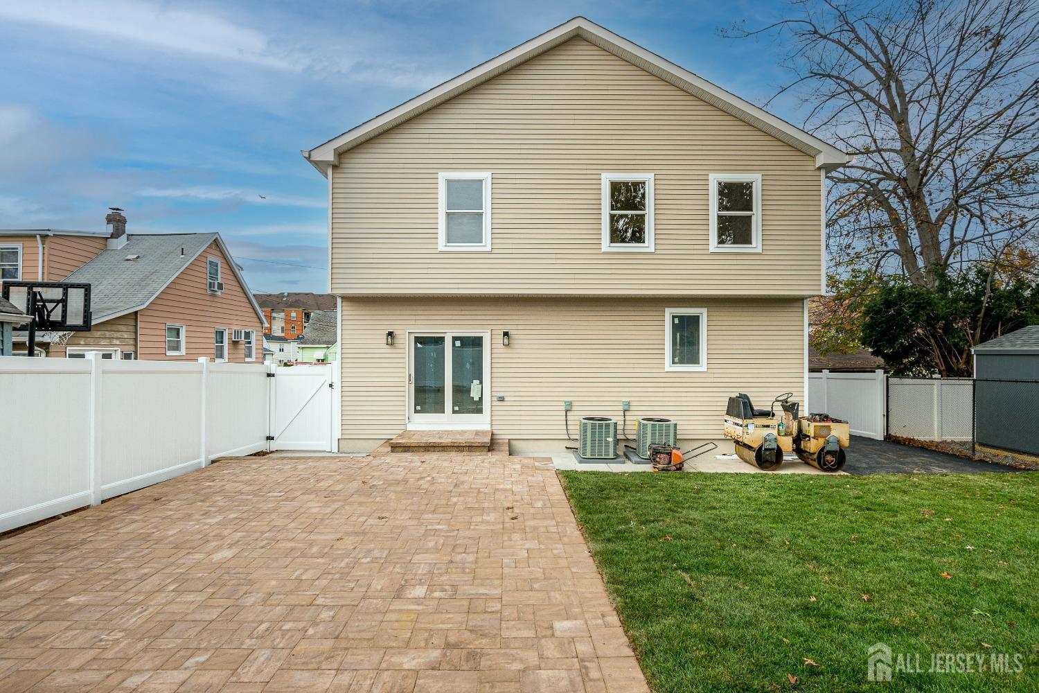 3 Saint Ann Street, Carteret, New Jersey image 4