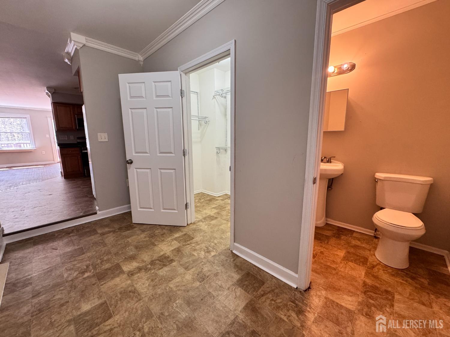 30 Goldsmith Drive, Spotswood, New Jersey image 10