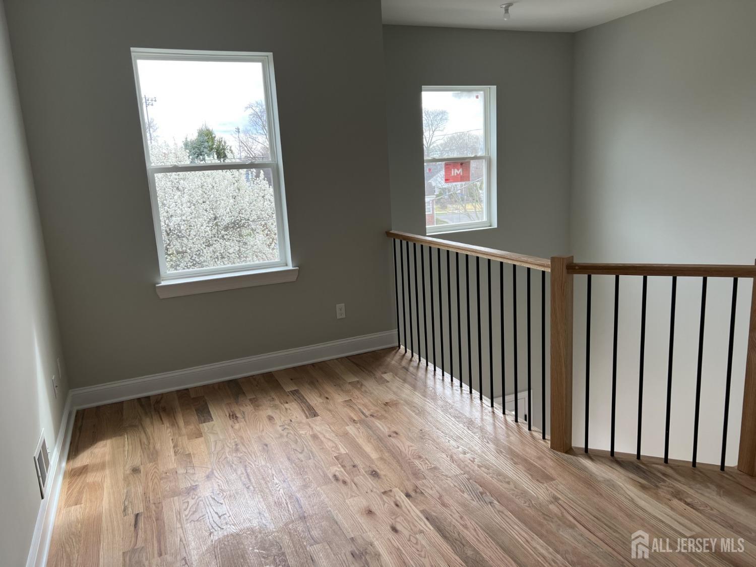 21 Catherine Street, Carteret, New Jersey image 8