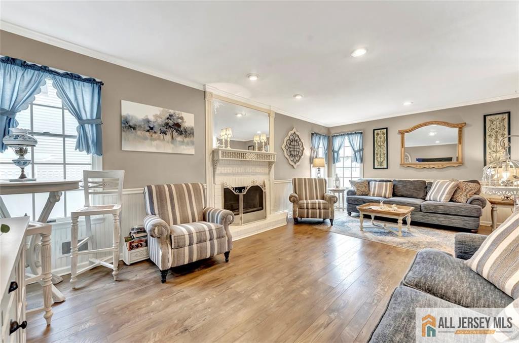 18 Jason Court, Colonia, New Jersey image 20