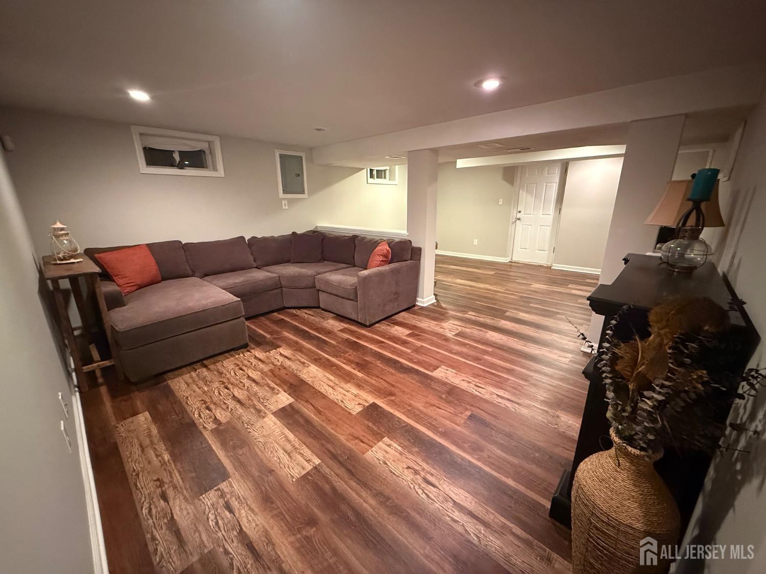 367 Park Avenue, Old Bridge, New Jersey image 32