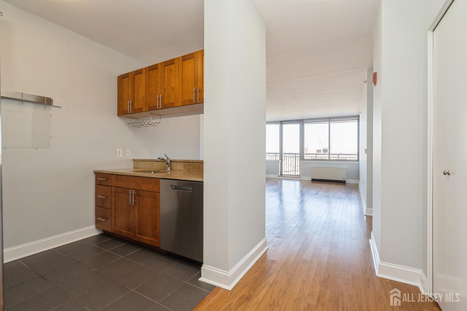 1 Spring Street #806, New Brunswick, New Jersey image 6