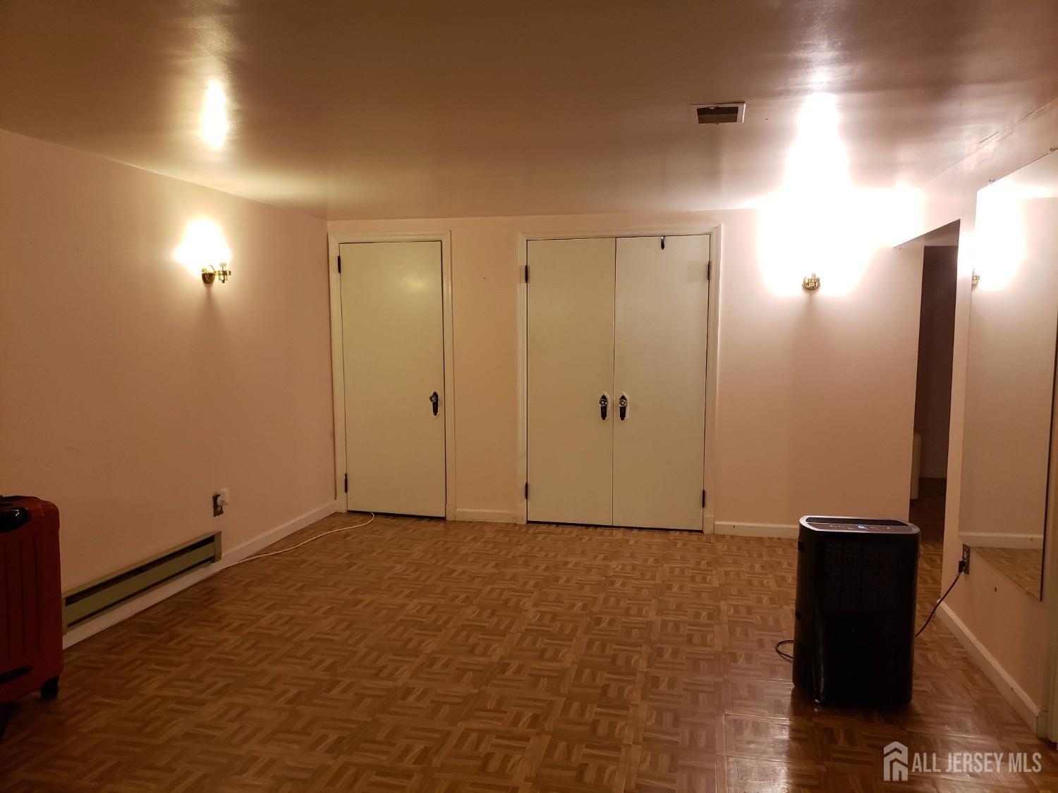 254 E George Place, Iselin, New Jersey image 2