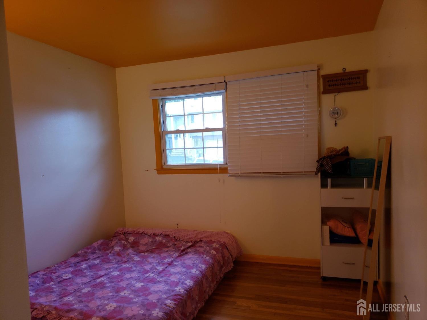 254 E George Place, Iselin, New Jersey image 5