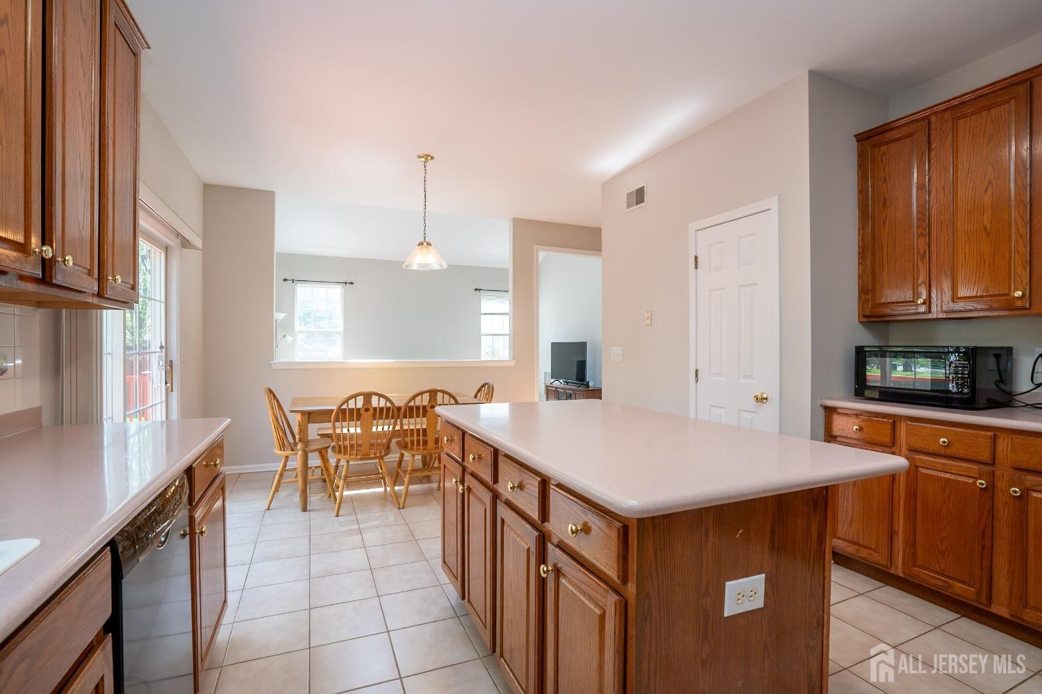23 Heather Court, Plainsboro, New Jersey image 18