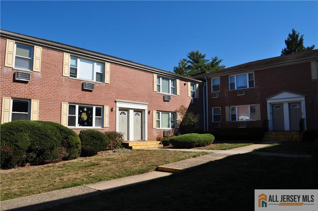 21 York Drive #2B, Edison, New Jersey image 4