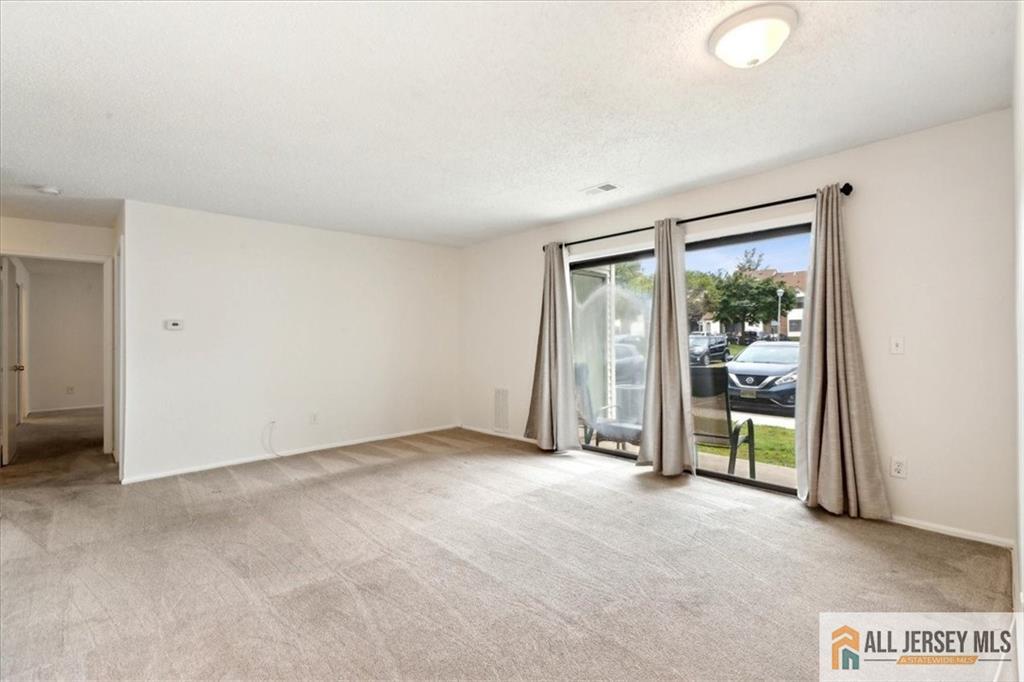 1601 Pebble Place #1601, Sayreville, New Jersey image 7