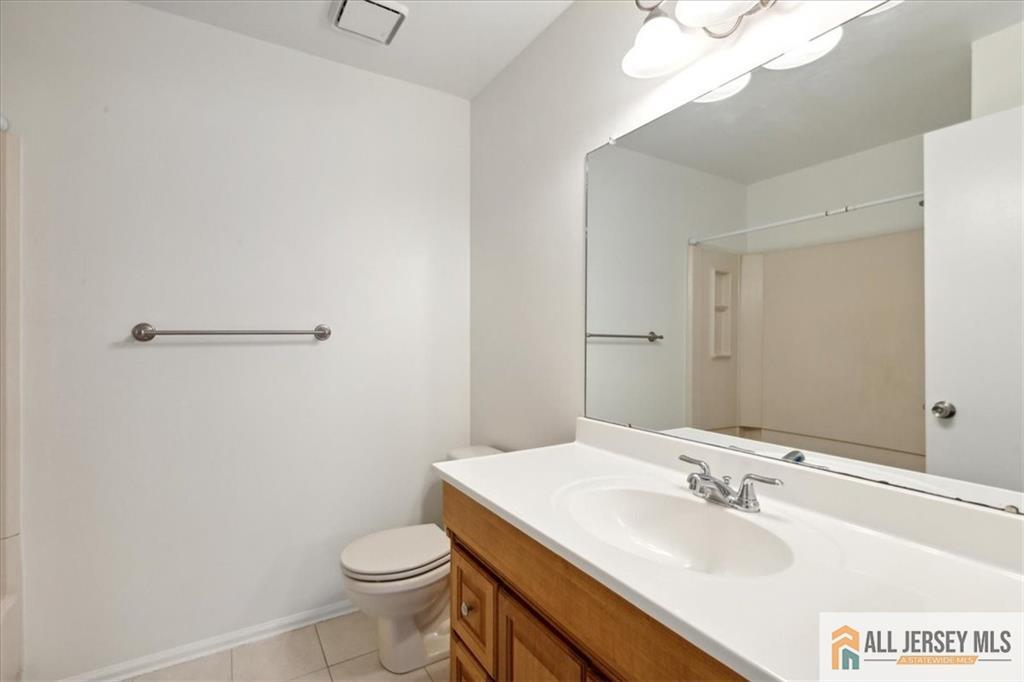 1601 Pebble Place #1601, Sayreville, New Jersey image 11