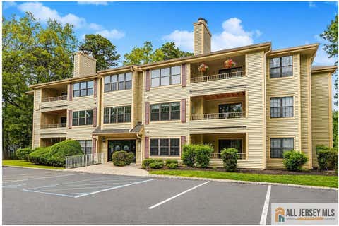 Condo For Sale - 612 Chester Court<br/> Helmetta, NJ 08828