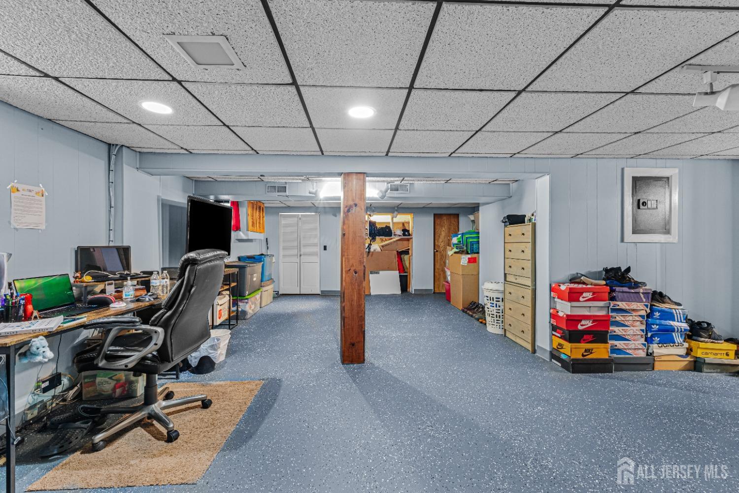 188 Creemer Avenue, Iselin, New Jersey image 25