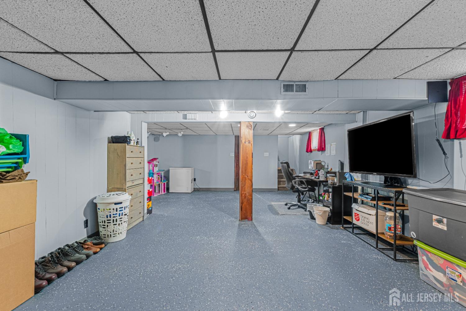 188 Creemer Avenue, Iselin, New Jersey image 26