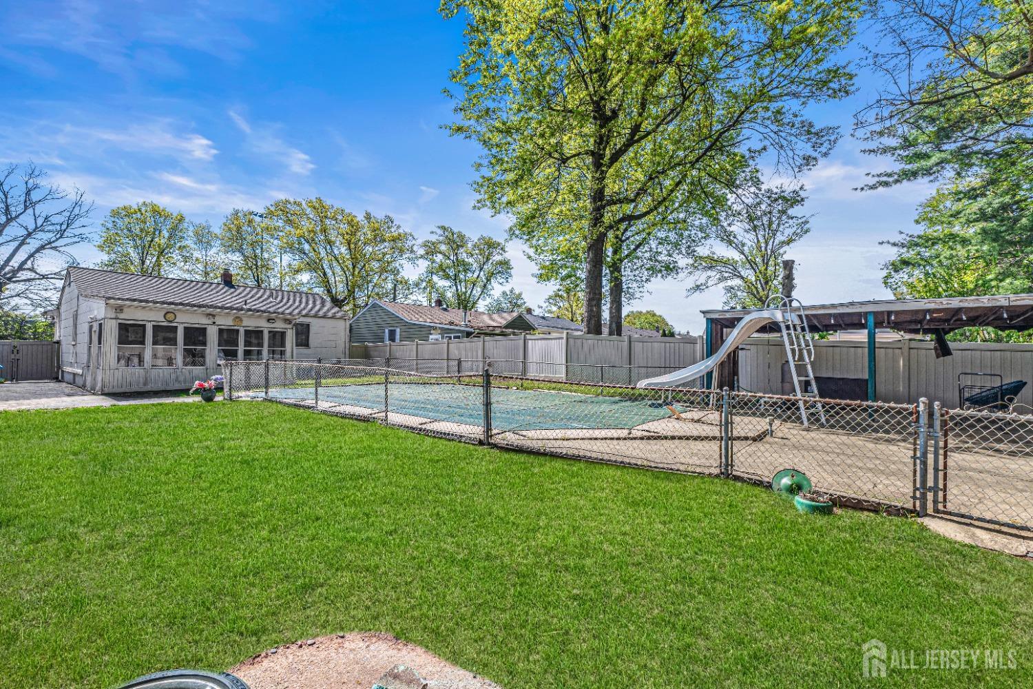188 Creemer Avenue, Iselin, New Jersey image 4