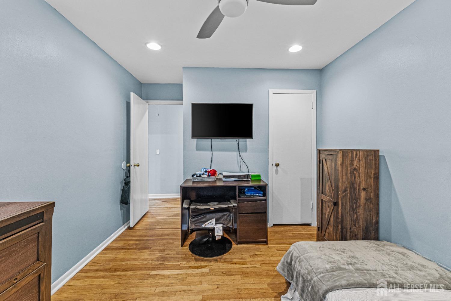 188 Creemer Avenue, Iselin, New Jersey image 14