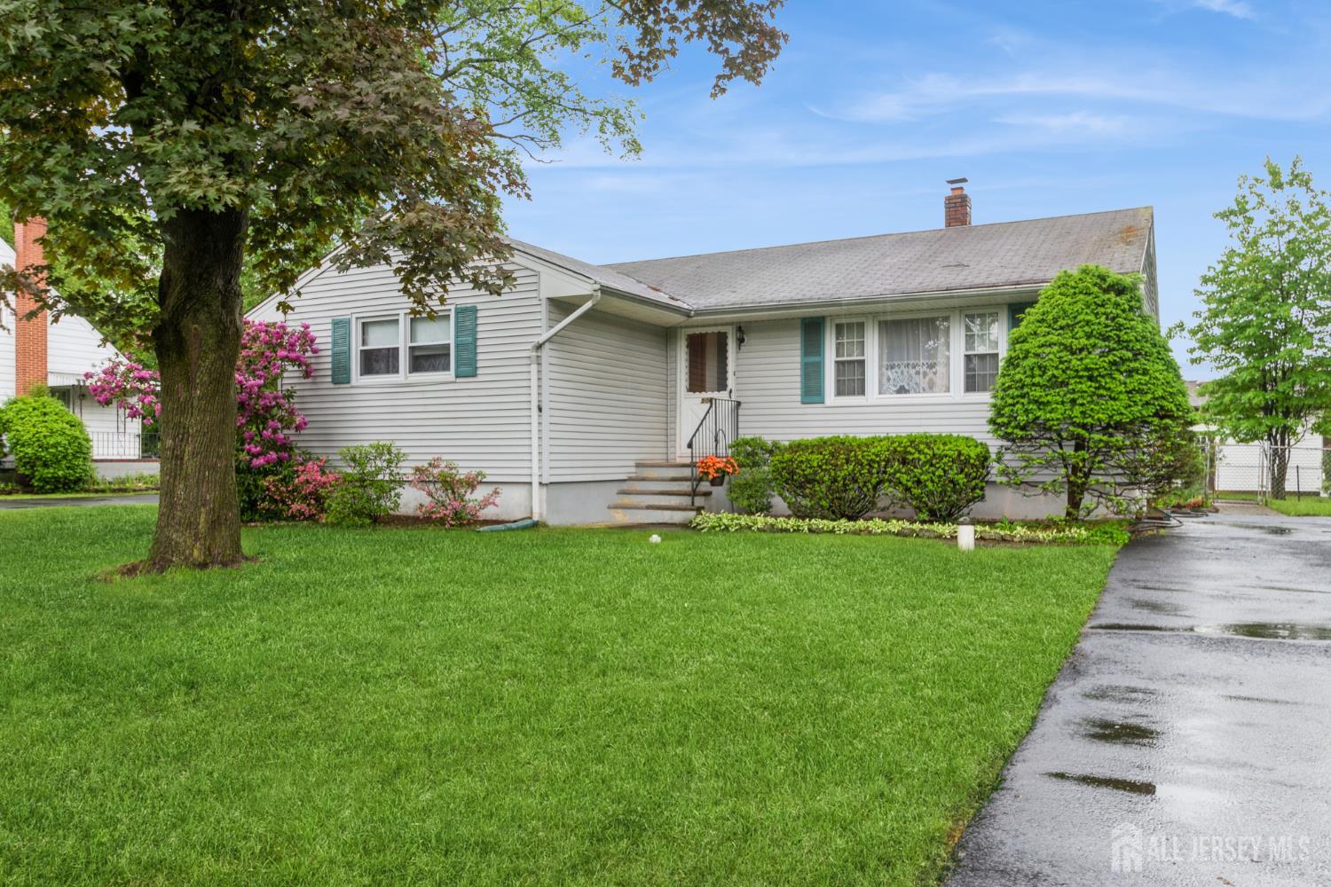 500 Plainfield Avenue, Piscataway, New Jersey image 2