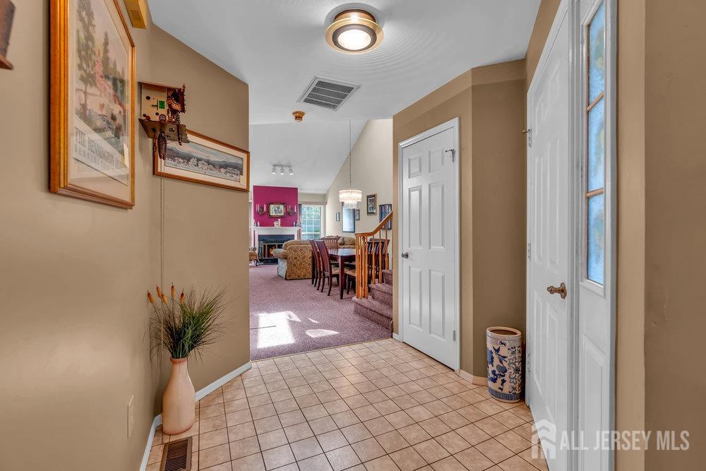 36 Canterbury Drive #D, Monroe Township, New Jersey image 16