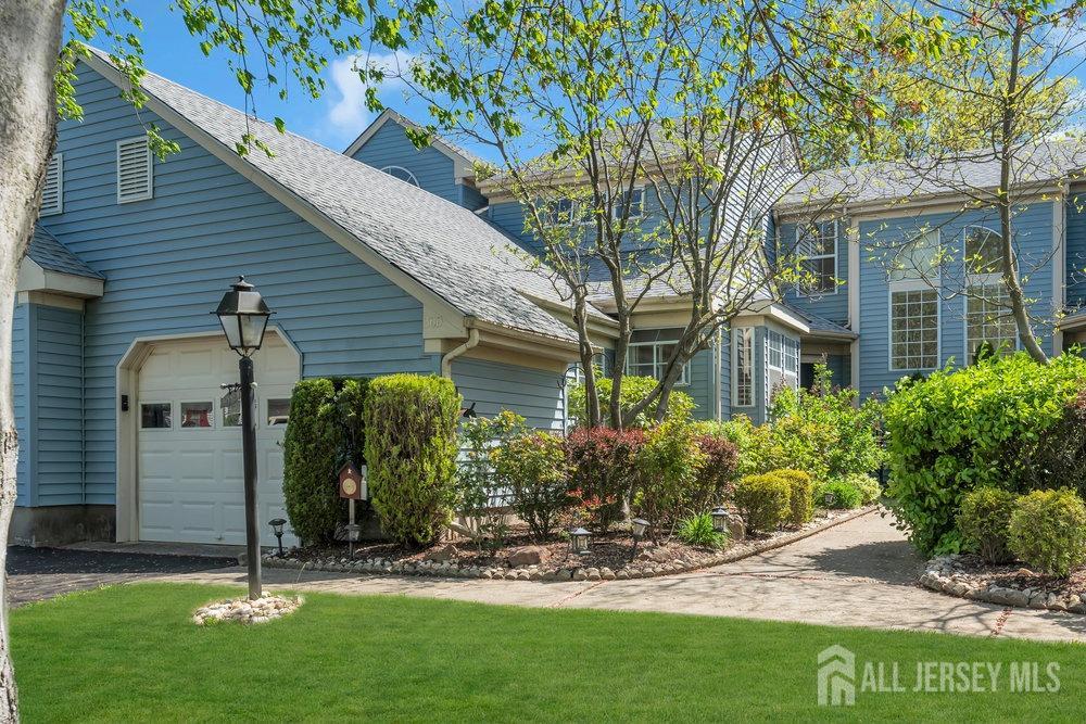 36 Canterbury Drive #D, Monroe Township, New Jersey image 3
