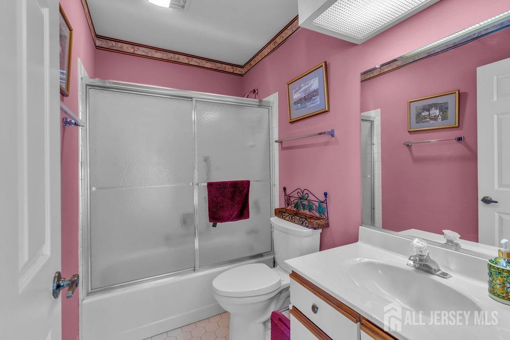 36 Canterbury Drive #D, Monroe Township, New Jersey image 33