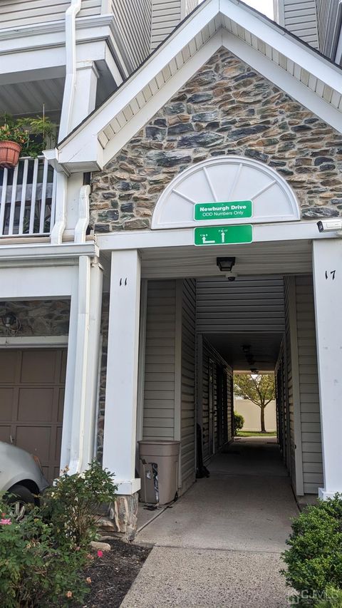 Townhouse For Rent - 7 Newburgh Drive<br/> Edison, NJ 08820