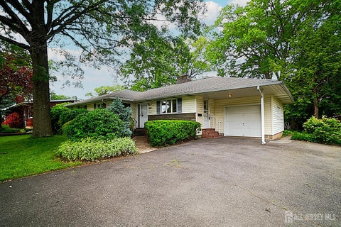 Featured picture for the property 2514394R