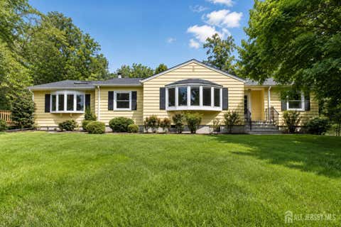 Homes For Sale - 5 Crestview Drive<br/> Somerset County, Bernardsville, NJ 07924