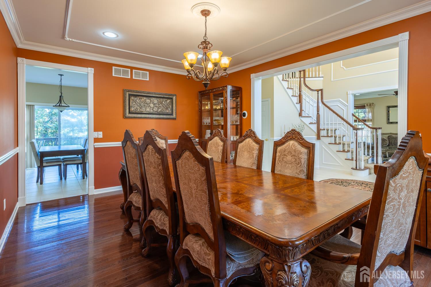 28 Tall Oaks Drive
