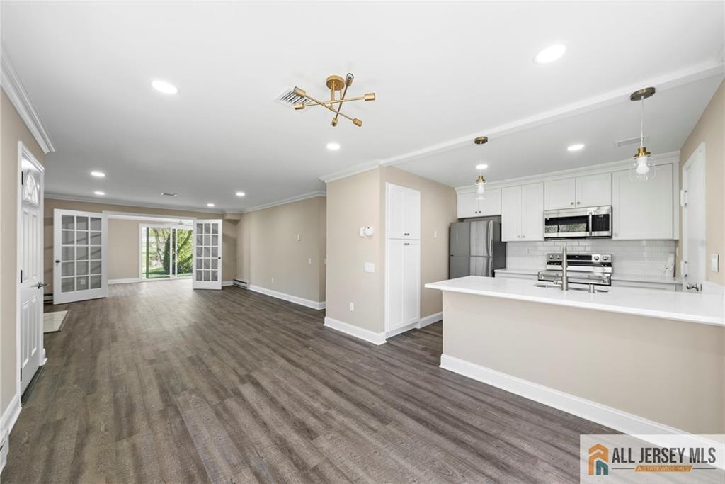 265 Crosse Drive #265A, Jamesburg, New Jersey image 4