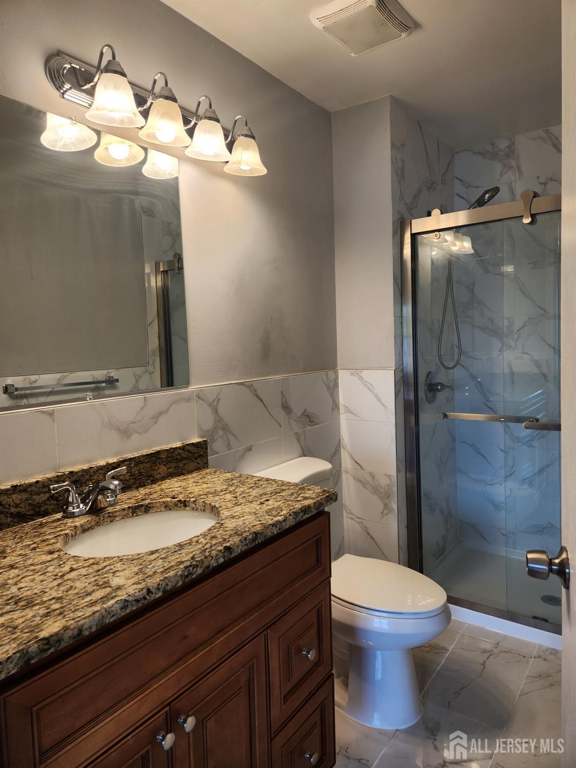 102 Canterbury Court, Piscataway, New Jersey image 16