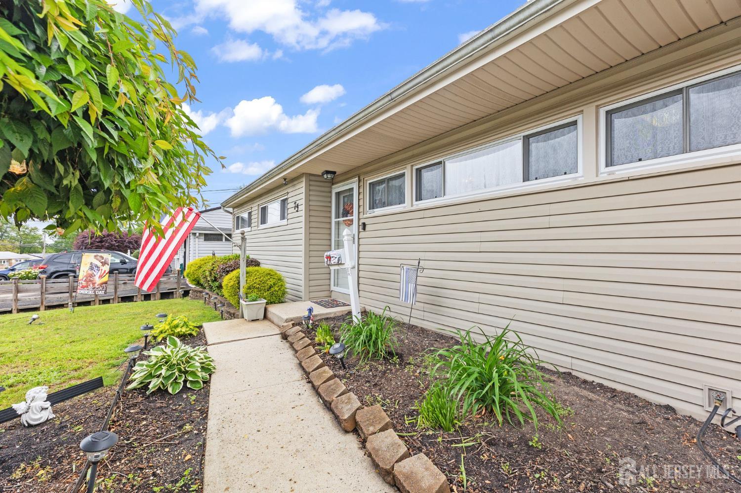 75 Princeton Road, Old Bridge, New Jersey image 4