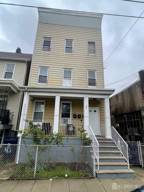 Multifamily For Sale - 385 Washington Street<br/> Middlesex County, Perth Amboy, NJ 08861