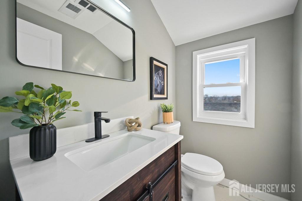 15 Clausen Lane, Sayreville, New Jersey image 19