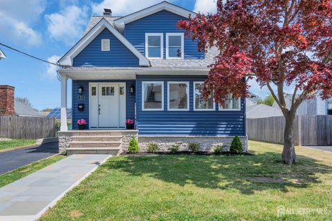 Multifamily For Sale - 21 Market Street<br/> Edison, NJ 08817