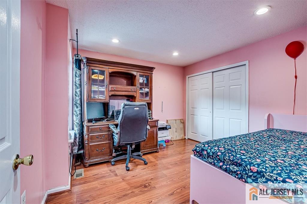 32 Prestwick Way #32, Edison, New Jersey image 25
