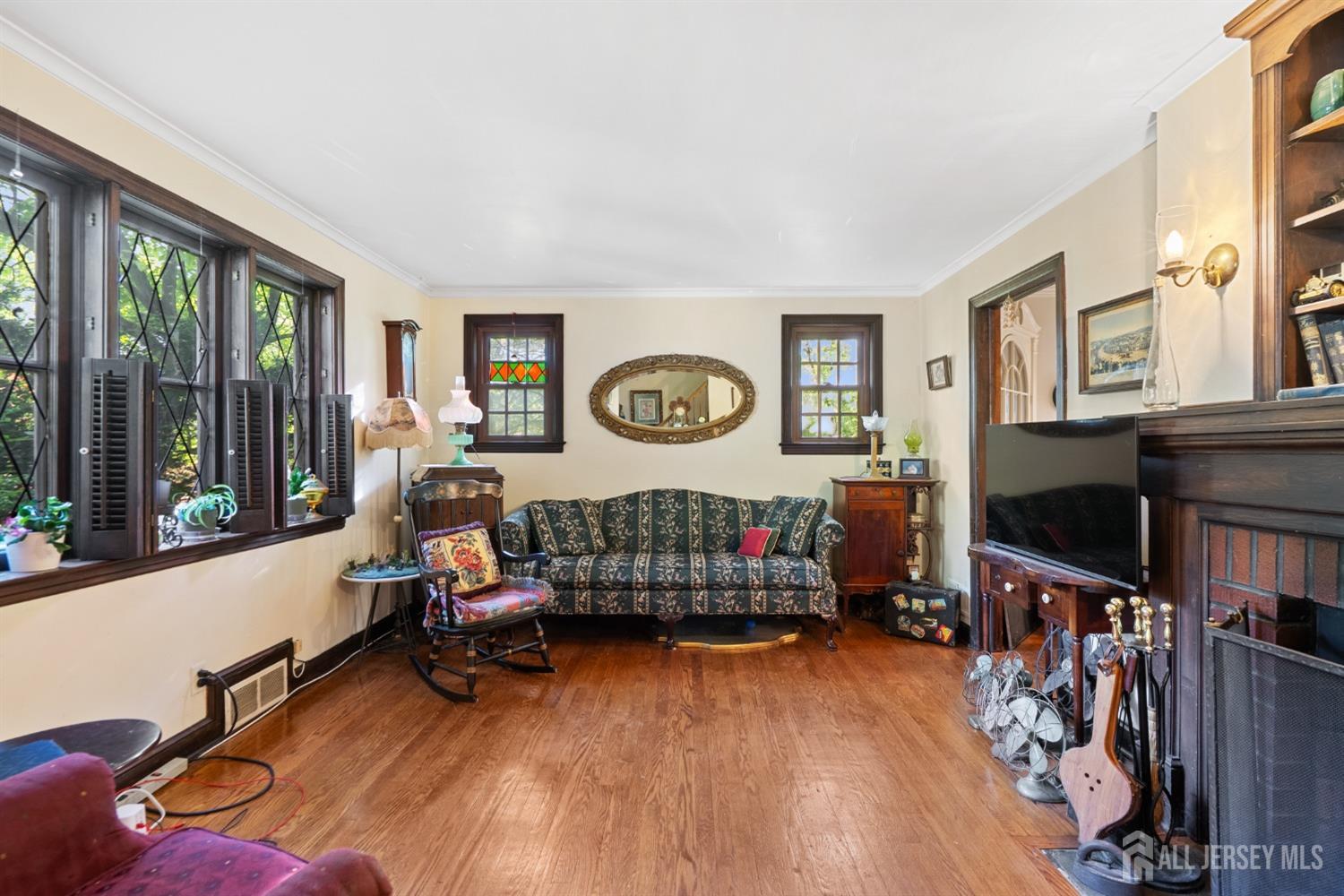 22 South Drive, East Brunswick, New Jersey image 4