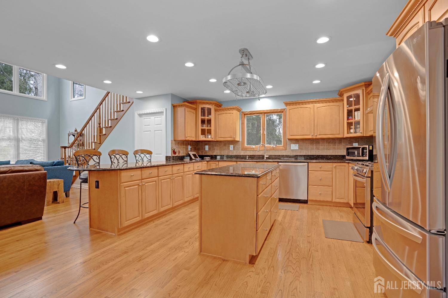 26 Remington Drive, Edison, New Jersey image 11