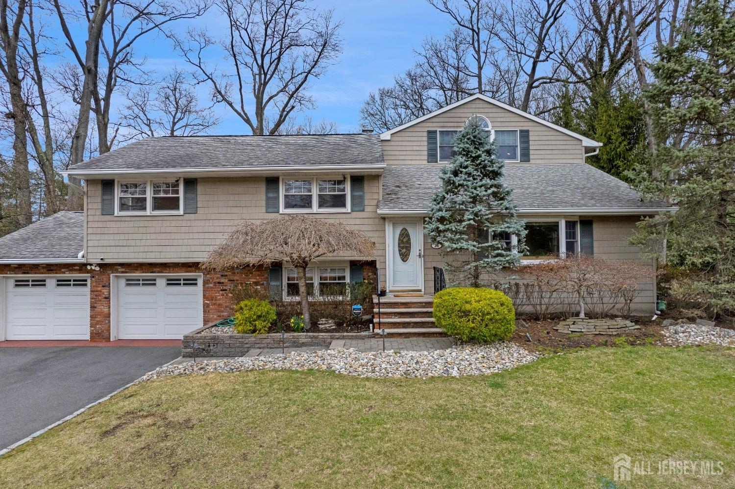 26 Remington Drive, Edison, New Jersey image 2