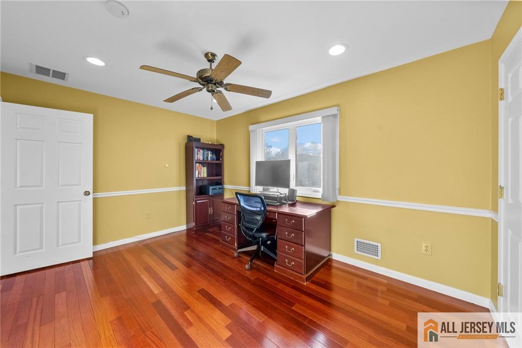 South Brunswick, New Jersey, 08852, United States, 5 Bedrooms Bedrooms, ,5 BathroomsBathrooms,Residential,Active,2025226