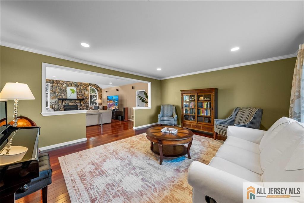 South Brunswick, New Jersey, 08852, United States, 5 Bedrooms Bedrooms, ,5 BathroomsBathrooms,Residential,Active,2025226