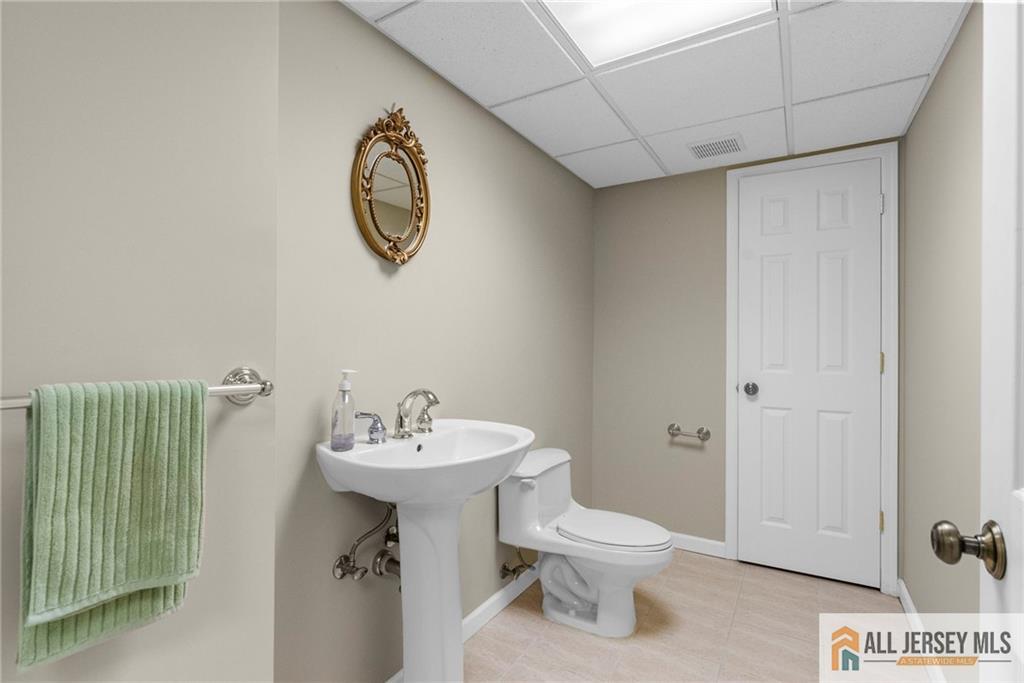 South Brunswick, New Jersey, 08852, United States, 5 Bedrooms Bedrooms, ,5 BathroomsBathrooms,Residential,Active,2025226
