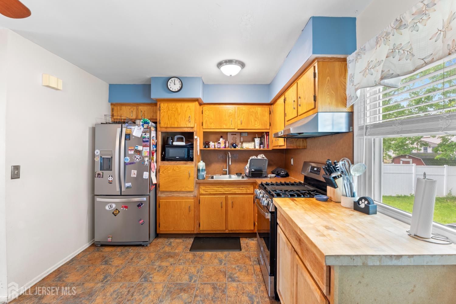 95 First Avenue, Port Reading, New Jersey image 6