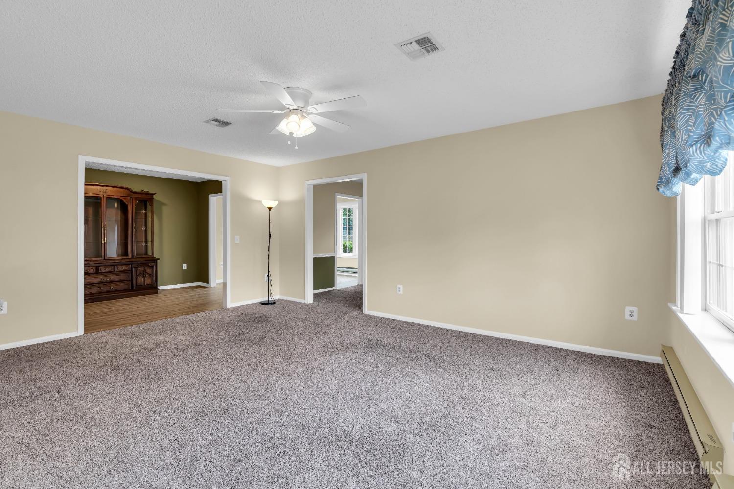 719 Victoria Court #B, Monroe Township, New Jersey image 10