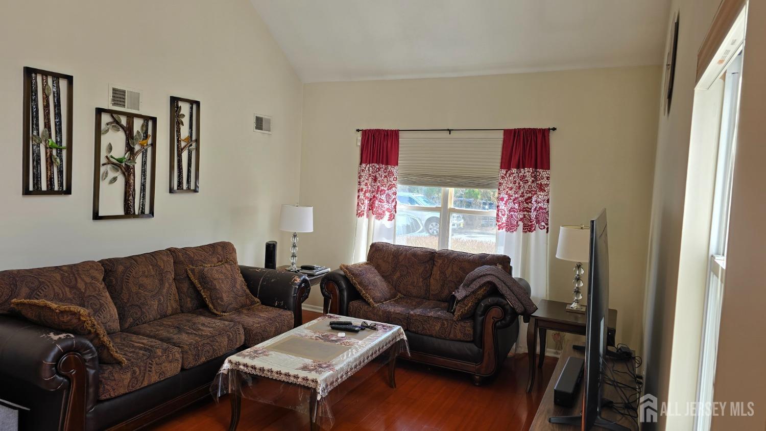 55 Castle Pointe Boulevard, Piscataway, New Jersey image 6