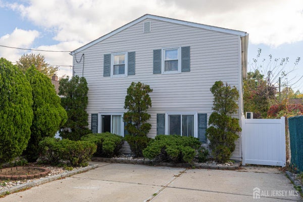 12 JACOBSON ST, SAYREVILLE, NJ 08872 - Image 1ce96f97a3b7ff021a512c53ad01a59e/455244165