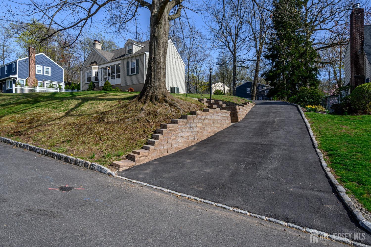 102 Fairview Avenue, West Orange, New Jersey image 39