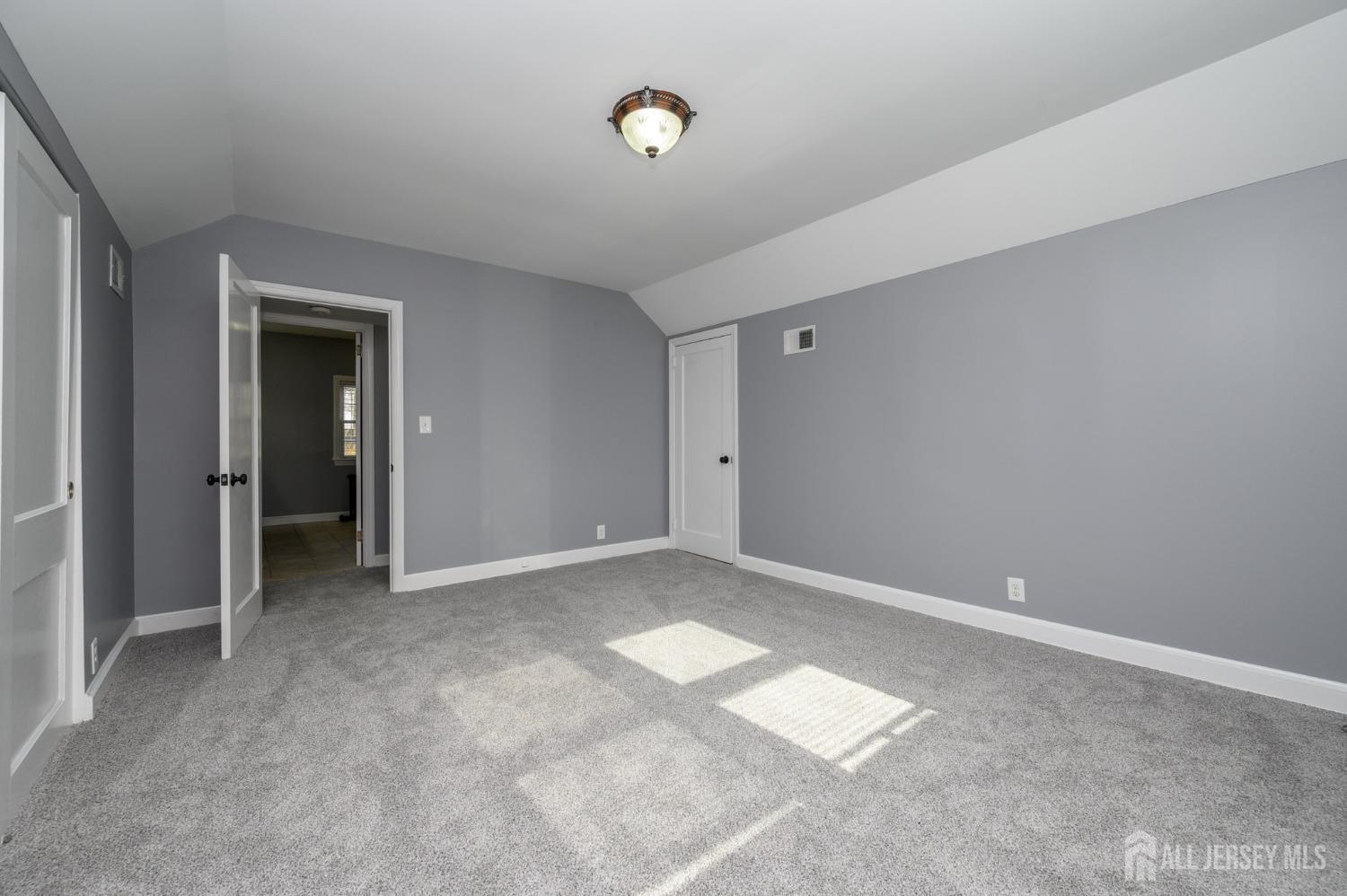 102 Fairview Avenue, West Orange, New Jersey image 26