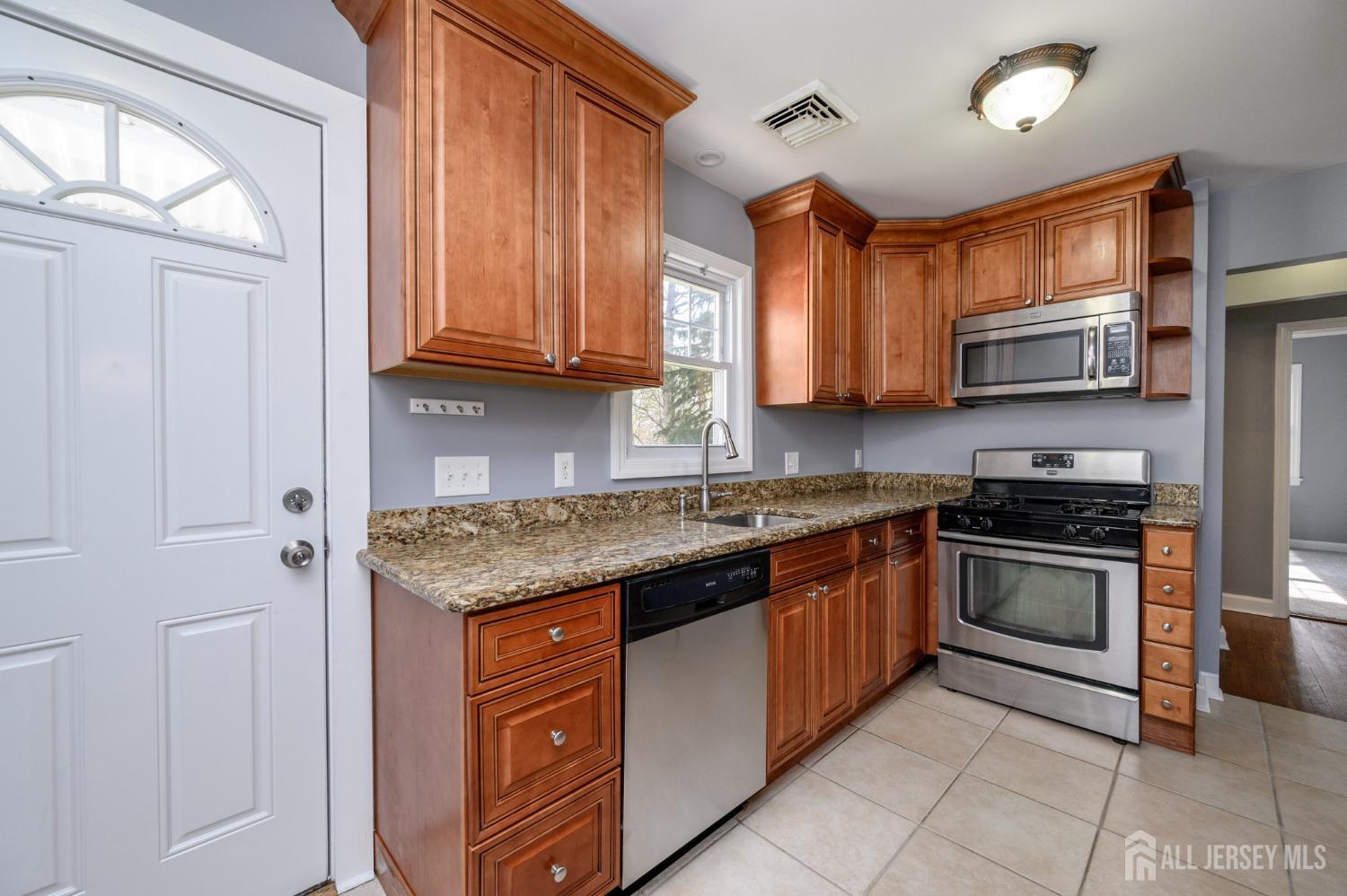102 Fairview Avenue, West Orange, New Jersey image 13