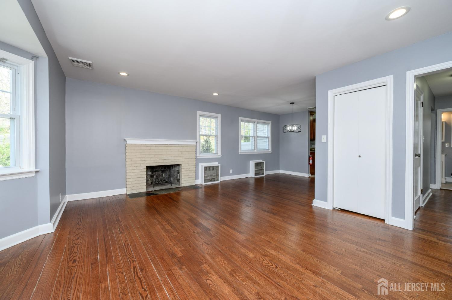 102 Fairview Avenue, West Orange, New Jersey image 5
