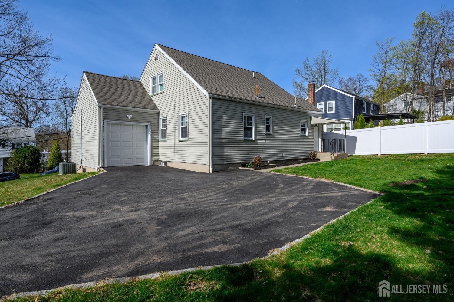 102 Fairview Avenue, West Orange, New Jersey image 34